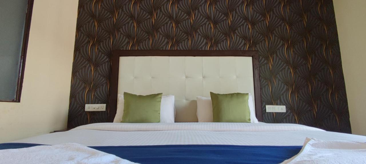 Royal Tulip Beach Cottages Arambol Kültér fotó